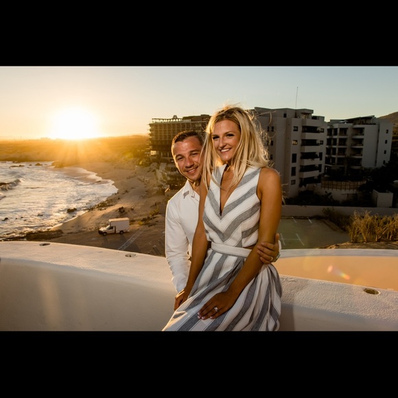 Women’s Size Small High Low Cut Out Vacation Dress Honeymoon White Gray - Picture 15 of 15